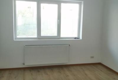 Garsonieră decomandată în Brâncoveanu