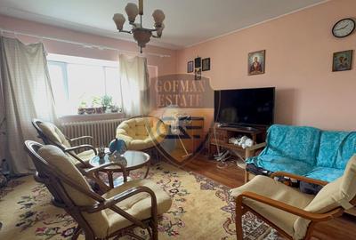 3 Camere, Capitol Bd Mamaia 81mp, 3 balcoane, etaj 4/4, centrala gaz, 2 bai, A/C - 1