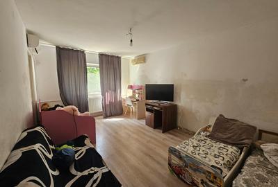 Apartament Decomandat | 3 Camere | Etaj 1/4 | Zona Militari - 1