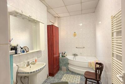 Vilă Spațioasă cu 5 Camere - 360.000 euro- Zona Girocului - 14