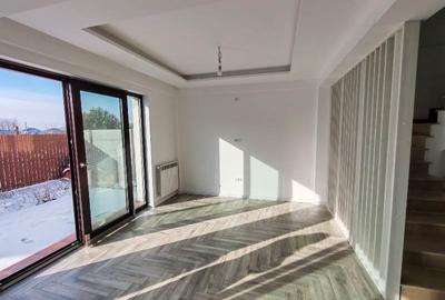 Vanzare Casa individuala - Vila - Prelungirea Ghencea - Margelelor - 215000E - C - 2