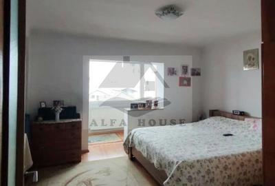 Apartament cu trei camere,  zona Racadau ,83 mp , etaj intermediar - 6