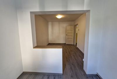 Apartament 3 camere  renovat in zona Lipovei - 16