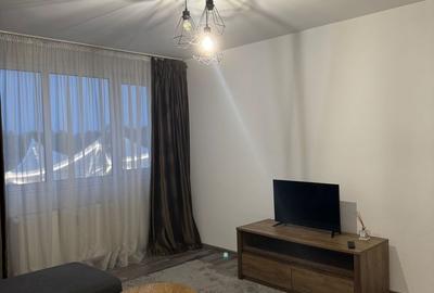 De Închiriat - Apartament 2 Camere Metrou Eroii Revoluției - 1