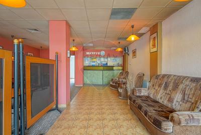 Comision 0 %! Pensiune cu 12 camere de vânzare, str. De Mijloc! - 3