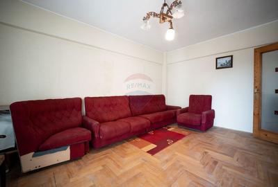Apartament cu 4 camere de vânzare în zona Central - 9