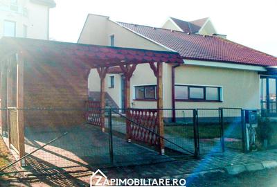 Casa 4 camere, 130mp, 450mp teren, Cartier Belvedere - 1