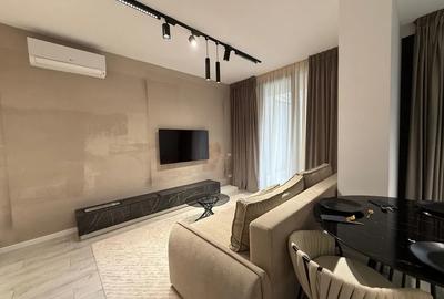 Apartament cu 3 camere semidecomandat, mobilat în Aviației