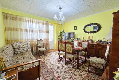 Apartament cu 3 camere decomandat, mobilat în Gheorgheni