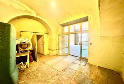 0% Comision, 2 camere 69mp/parcare  - cladire an 1654 - Centru istoric - 6