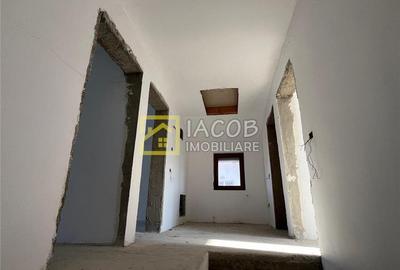 Casa ''''la gri'''' P+M, Dumbrava -Itesti, jud Bacau - 6