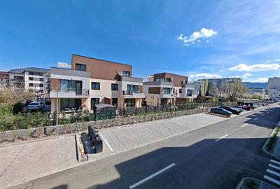 Inchiriem Apartament 2 Camere, Tip Studio, Modern, Tractorul - 1