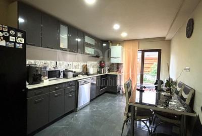 Casă individuală cu 5 camere în Mănăștur