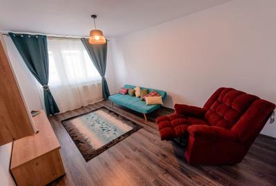 Tomis Nord, Bdul Tomis, 2 camere decomandate, mobilat, utilat, gaze, 450 Euro - 8
