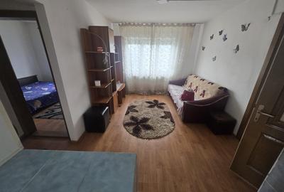 Apartament 3 camere roman - 1