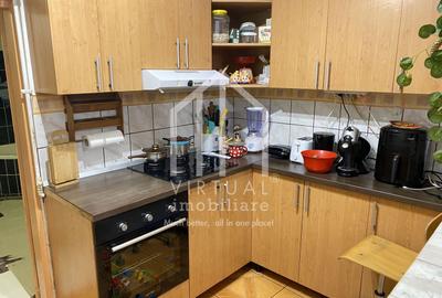 Casa de vanzare in Sibiu cu 2 apartamente  si gradina de 147 - 11