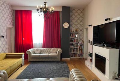 Apartament cu 3 camere semidecomandat în Vitan-Bârzești