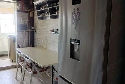 Apartament 4 camere. Cu Centrala. La 5 min de metrou. Aparatorii Patriei, - 2