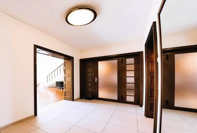 APARTAMENT DE TIP DUPLEX CU GARAJ SI 2 BOXE IN IMOBIL COCHET AFLAT IN COTROCENI - 2