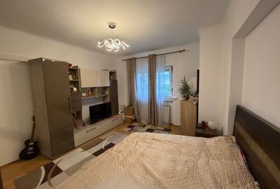Apartament 3 camere, etajul 2, 78mp, 2 balcoane, bloc interbelic - 7