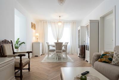 Apartament cu 3 camere în Bucureștii Noi