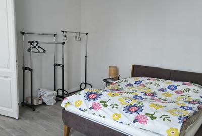 Apartament in zona centrala,finisat (cladire istorica ),mobilat,cu parcare - 10