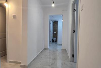 Apartament cu 4 camere decomandat în Dacia