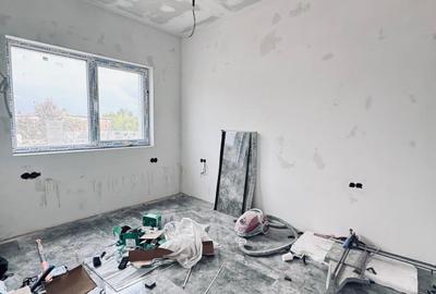 MT263 Duplex 4 camere, de VANZARE, la asfalt, Mosnita Noua, toate utilitatile - 11