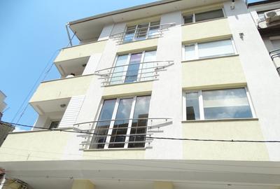 Apartament cu 3 camere decomandat, mobilat în Brâncoveanu