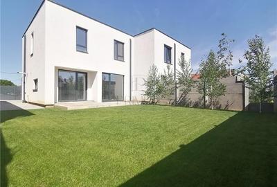 Duplex cu 4 camere în Moșnița Nouă