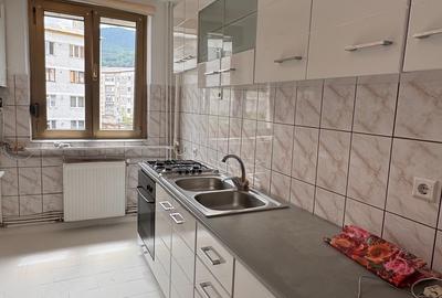 Ap 2 cam, decomandat– Mărăței, zona Școala Nr. 2, 50 mp, 350 eur/lunar - 5