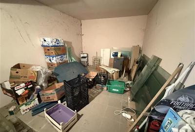 Secuieni - 17 km de Bacau - spatiu comercial - 21