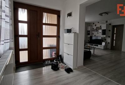 Casa individuala cu 3 camere moderna in Sanmihaiu Roman - 3