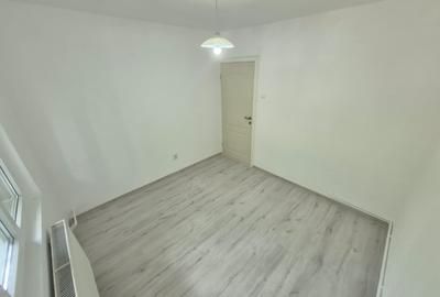 2 Cam--Sagului-5 Min de Centru--Parter-Renovat-Centrala-- 42MP-79.500 Euro !Neg - 7