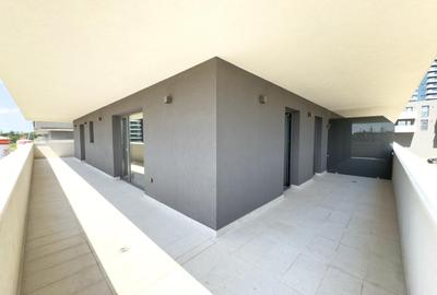 Apartament cu 3 camere decomandat în Pipera