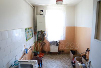 Apartament cu 2 camere semidecomandat în Astra