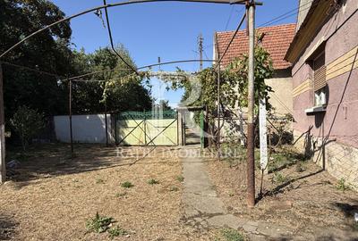 Casă individuală cu 3 camere în Poșoloaca