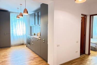 Casa de Cultură -Apartament spațios cu 3 camere, 75 mp, etaj 2 ! - 2