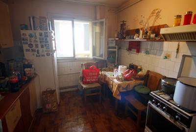 Apartament 3 camere, decomandat, centrala proprie, 3 minute de Mall. - 5