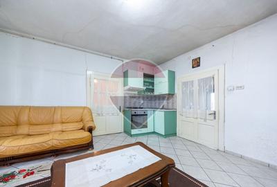 Casă individuala spatioasa cu 8 camere si teren 610 mp centru BOD - 12