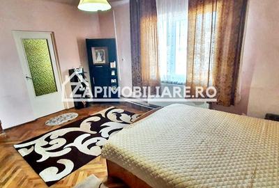 Casa singur in curte - Mureseni - 3