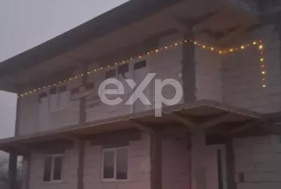 Duplex complet pentru 2 familii – 326 mpși 2.000 mp teren, lângă Pitesti - 9