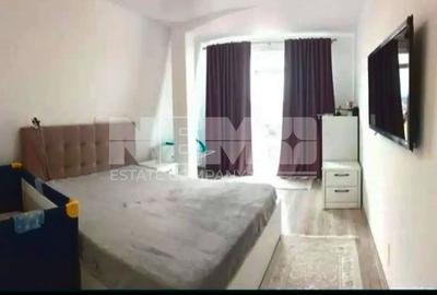 Apartament cu 3 camere semidecomandat, mobilat în Burdujeni
