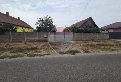 Casă individuală cu 4 camere în Mădăras