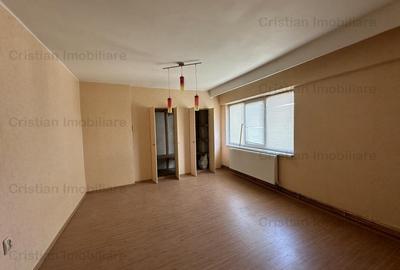 3 camere, Confort 1 Decomandat, etaj intermediar in bloc cu lift, Viziru 3 - 1