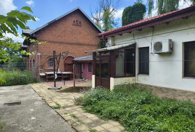 Dobroiesti casa si teren cu deschidere la lac - 4