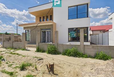 Casă deosebită în Parneava – Strada Griviței - 1