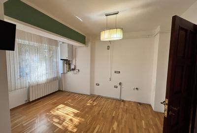 Apartament 3 camere et 1 Calea lui Traian zona Lahovari - 18
