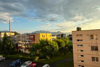 Apartament 2 camere decomandat 51mp utili etaj 3/4 - 3