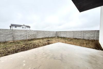 Triplex spatios, 4 camere, 140 mp utili, 330 mp teren - Sanandrei - 1